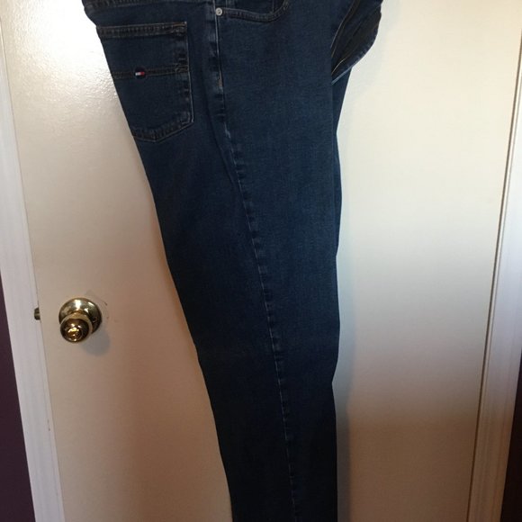 Tommy Hilfiger Jeans - Picture 4 of 4